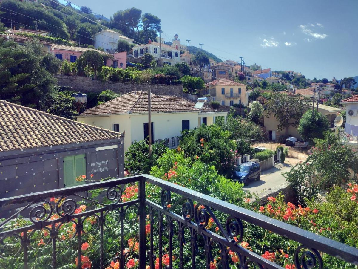 Anticlea I Villa Vathy  Exteriör bild